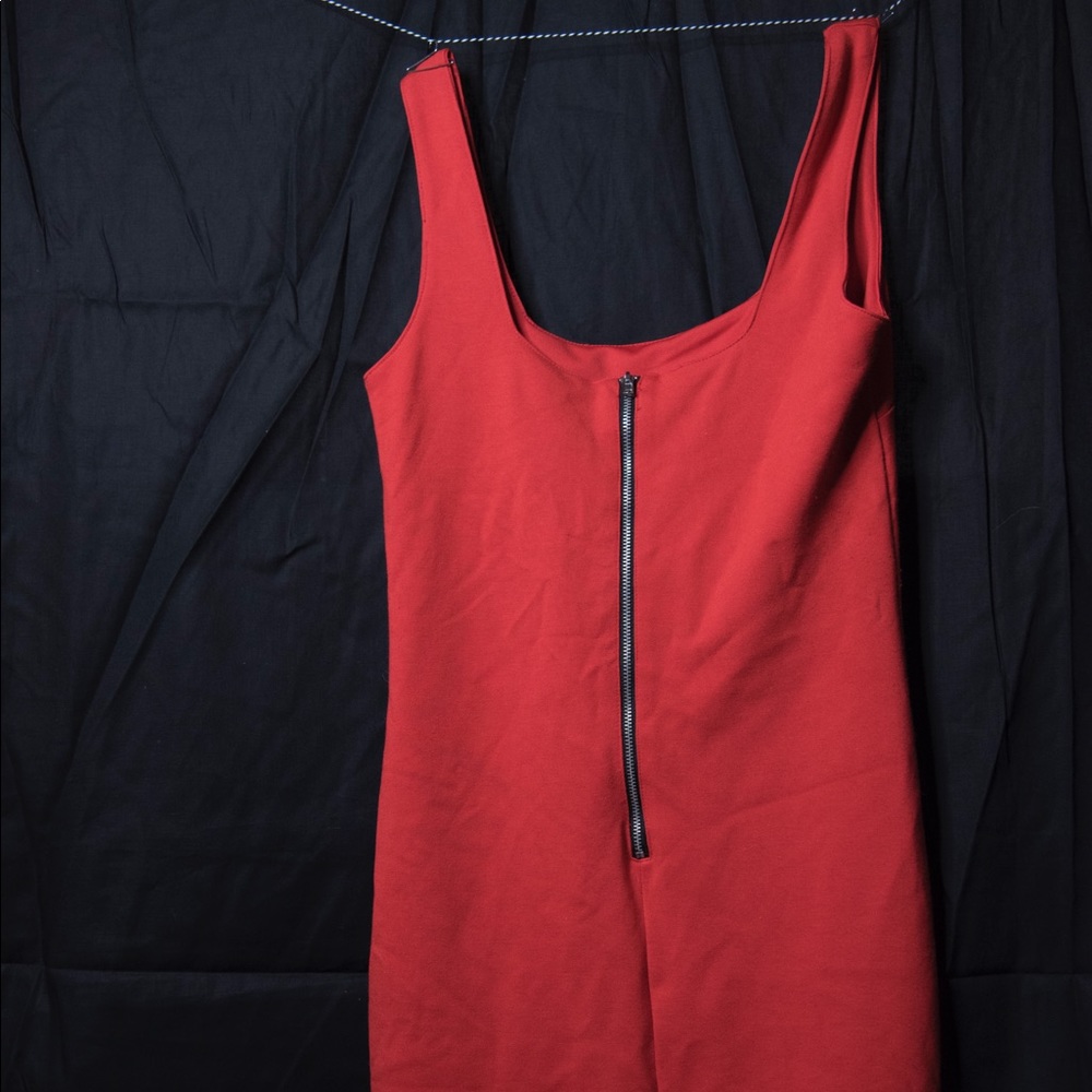 Red Dress - Picture 2 of 3